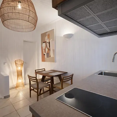 Althea ヴィラ ナウサ